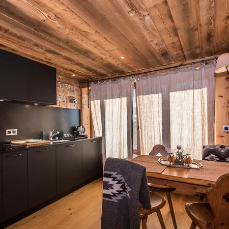 Paccard Locations アパート