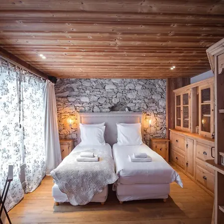 Paccard Locations アパート