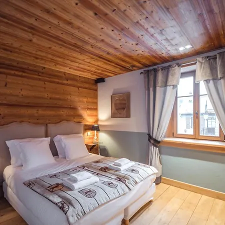 Paccard Locations アパート